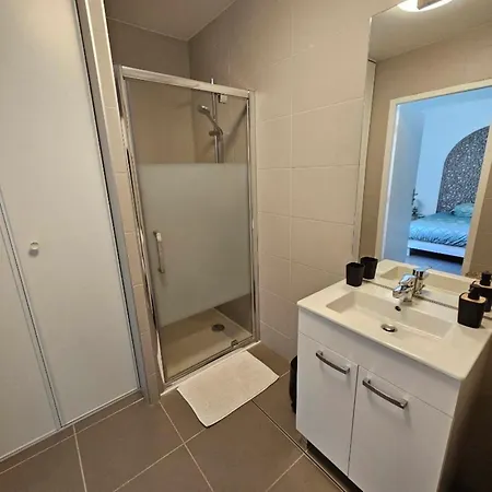 Celia - Charming 1br With Terrace Near Ajaccio Sarrola-Carcopino